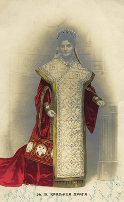 Kraljica Draga Obrenović v plesni obleki, navdihnjeni s srbskimi srednjeveškimi motivi. IAB, Lf Vojislav Veljković.