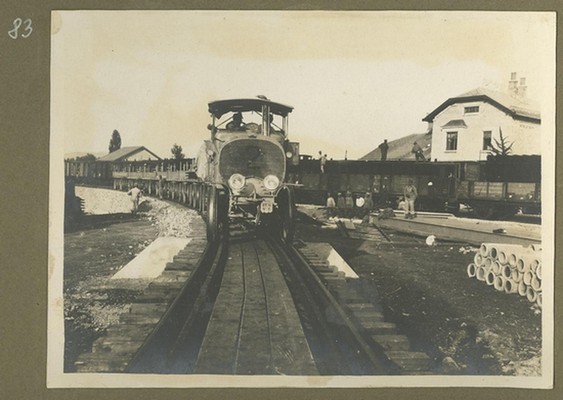 Železniška postaja Dutovlje.