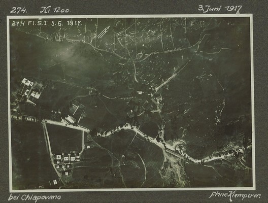 Pogled iz zraka na bolnišnice pri Čepovanu, poleti 1917.