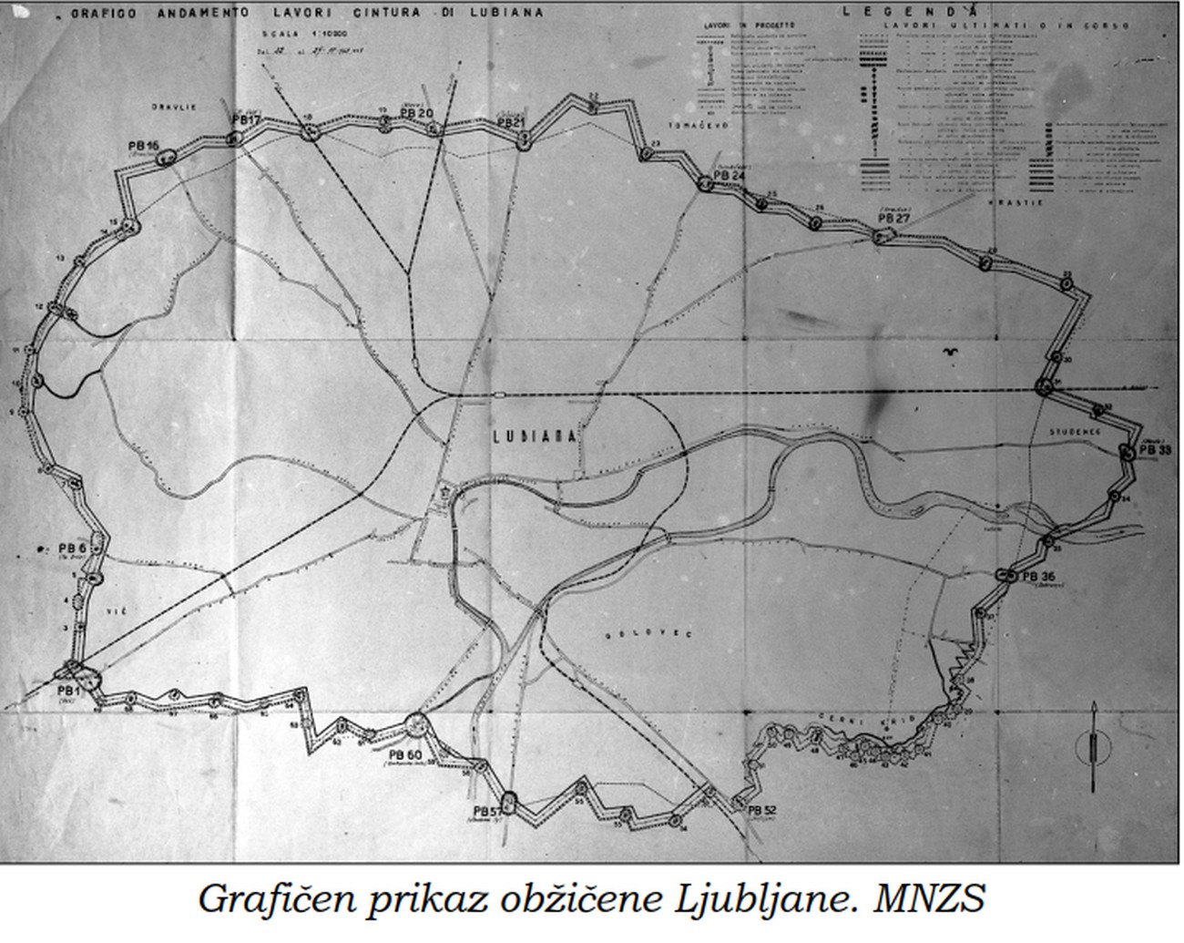 Zemljevid utrjenega pasu okoli Ljubljane. Celoten obmejni pas je bil dolg okoli 30 km, visok okoli 2 metra in širok 5–8 m. Skupaj s telefonsko in električno napeljavo, reflektorskimi postajami za osvetlitev meje in krožno stezo na notranji strani pasu je bila utrjena črta široka ok. 80 m. Januarja 1943 je mejo stražilo okoli 2500 vojakov, 500 karabinjerjev, agentov javne varnosti in kvesturinov za pregledovanje ljudi na cestnih blokih. MNZS.
